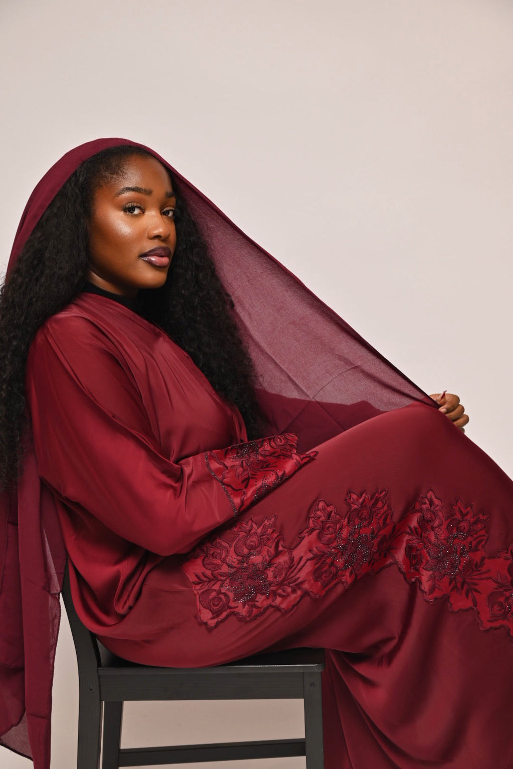 Abaya Yusra